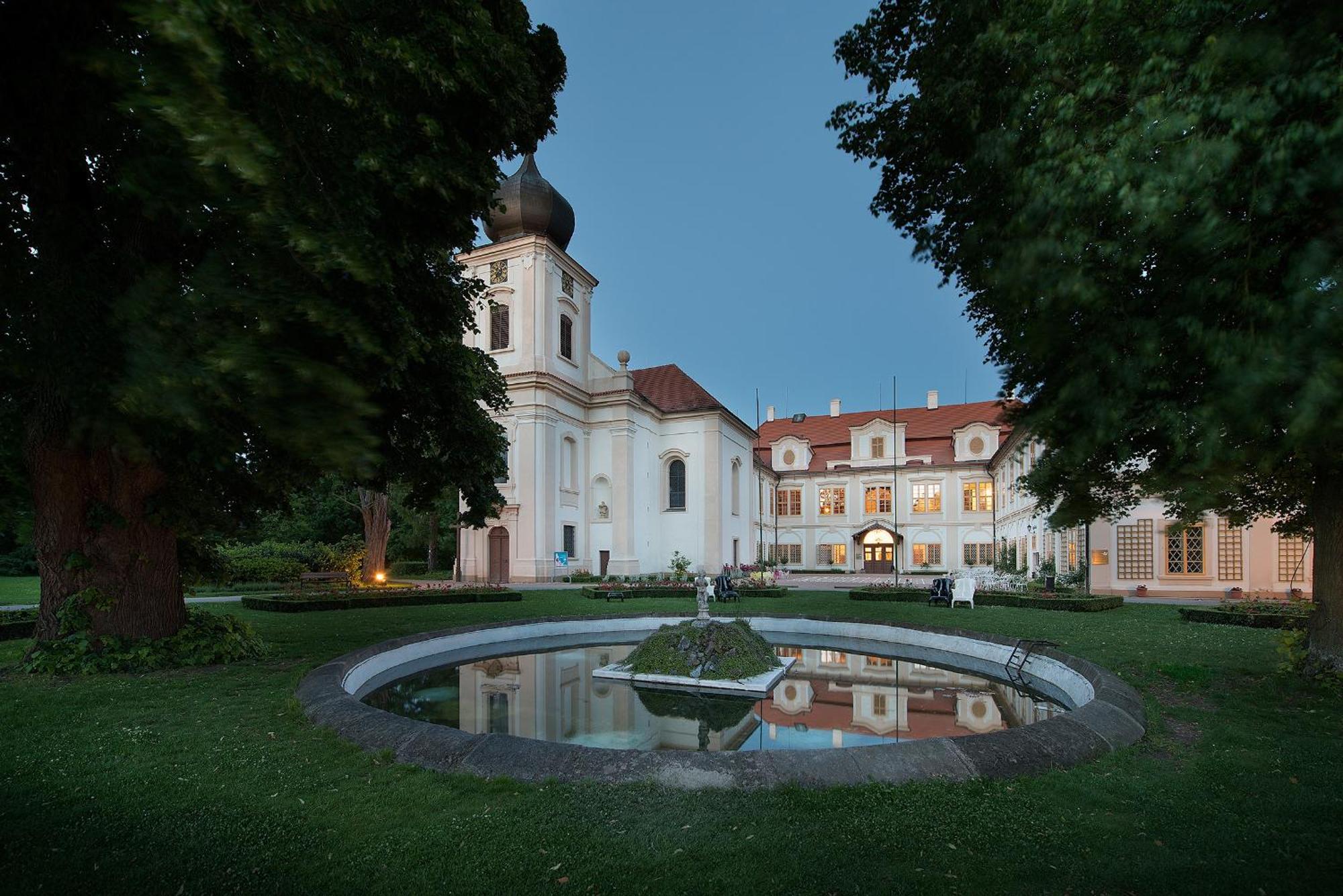 Chateau Loucen Garden Retreat Exteriör bild